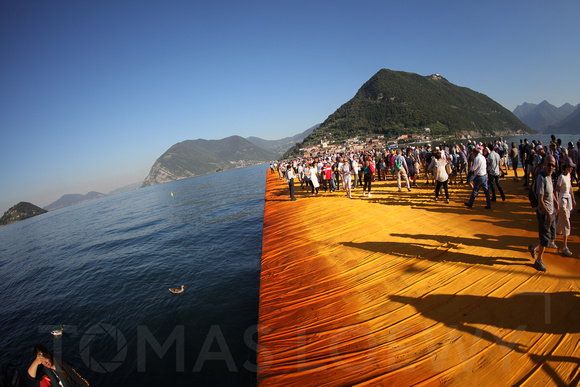 Christo - Floating Piers 038